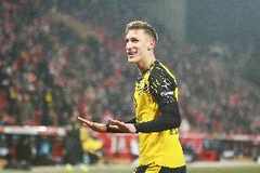 法尔克:皇马确实对施洛特贝克感兴趣,拜仁对此并不担心