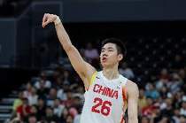 媒体人：赢了这把真哭了！连续两场两位数逆转意义不言而喻！