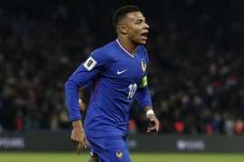 枪手旧将:不确定姆巴佩能否像梅罗有超长巅峰;他能为法国进百球