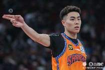 卢伟：李添荣受伤之后主动去练体能和力量 现在的他信心很足