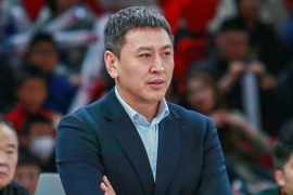 媒体人:王世龙付出输球的代价也要雪藏赵柏青和郭昊文 申明纪律