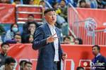 媒体人:杜锋身兼数职太忙了 参加活动而牺牲了球队的赛前备战