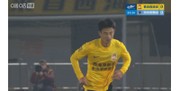第82分钟，戴维森破门打破僵局，西海岸1-0领先新鹏城
