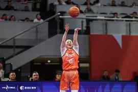 打得是真好！武桐桐21中10空砍24分6板8助3断全面数据