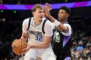 贝利成NBA连续3场砍25+第5年轻球员 仅次詹姆斯&弗拉格&甜瓜&布克