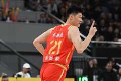 CBA大基本功！胡金秋15中13超高效砍下32分5板2助2断
