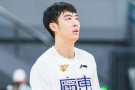 媒体人:广东可以考虑签回张明池 外援就能直接找后卫了