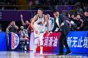 齐鲁晚报：冤家又迎对决！今晚客战新疆，高速男篮剑指三连胜