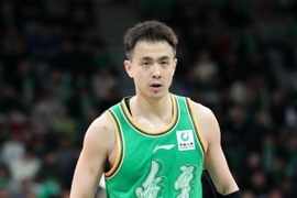 媒体人：辽宁输广州16分创对阵第二大输球分差 最大分差是18分