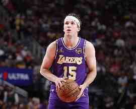 名记：今夏里夫斯将拒绝执行1490万球员选项而成为完全自由球员