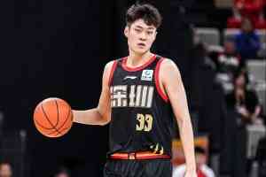 攻防亮眼！王浩然半场10中6&三分4中3砍20分2助2断 正负值+27！