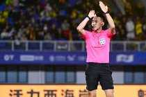 直播吧:国际级裁判杜健鑫受到内部