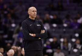 NBA官方：国王主帅判断失误并非故意对小库里犯规 也没刻意输球