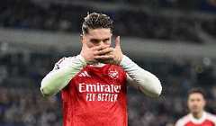 约克雷斯:阿尔特塔每天都在帮我们提升 进球是前锋最美好的时刻