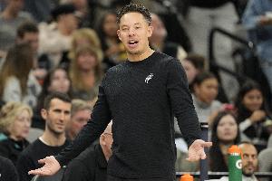 马刺主帅:麦克丹尼尔斯是非常出色的防守球员 森林狼做得很棒