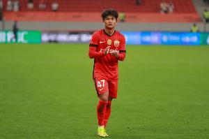 东体:蒯纪闻、克劳德在有条不紊康复,傅欢距复出应该也不会太远