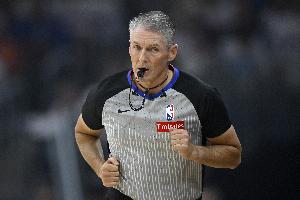 福斯特大概率出战G7??NBA裁判用人习惯:托尼兄弟铁定无了