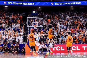 媒体人谈上海本季引援:外援稳定四人功能互补 内援看重年龄&战力