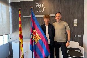 新希望!足球小将多人留洋:李昊炎去巴萨、刘凯源黄潜、万项红星