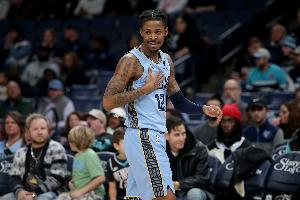 美记：莫兰特与灰熊的关系仍未修复 球队将在今夏以最低价抛售他