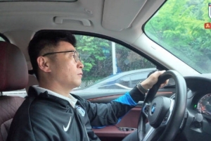 李国旭参与爱心送考:考试跟比赛都是一样的,放平心态