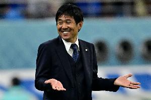 日本球迷热议町野修斗替代远藤航:后腰都要崩了,还不用守田英正