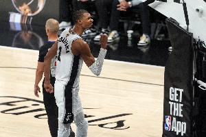 魔术师:马刺不该失去信心 纠正错误就能守住主场扳成2-3