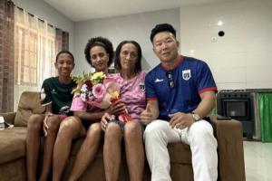 在佛得角的中国球迷:认识门将沃齐尼亚多年 当地球队工资1千多元
