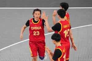 媒体人:篮协花费大量人力物力财力 中国三人女篮成绩却走下坡路