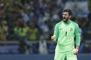 ESPN:巴西队告知FIFA,对阵苏格兰将拒绝使用红色门将球衣