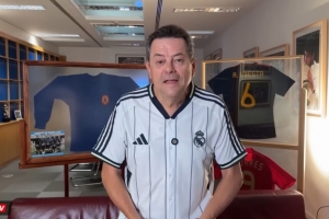 龙赛罗:梅西在南非未进球而C罗6届世界杯进球,应更珍惜后者表现
