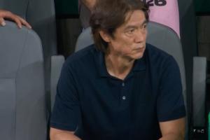 洪明甫称踢得不错,韩媒抨击:震惊!这场堪称队史世界杯最差表现