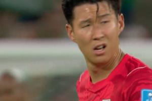 韩国0-1落后南非！孙兴慜脸色非常难看