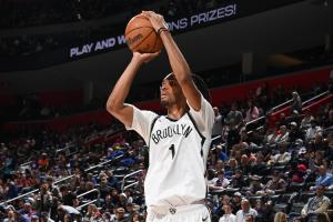 湖记:湖人或考虑签2米06的扎伊尔·威廉姆斯 他和布朗尼当过队友