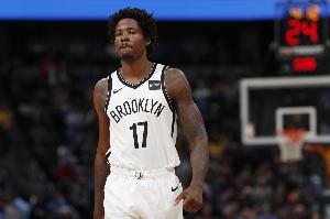 比斯利队友!美记:前NBA球员埃德·戴维斯也因体育博彩被起诉