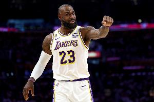 香农·夏普:詹姆斯深知最多只能拿到2000万年薪 否则就无法赢球